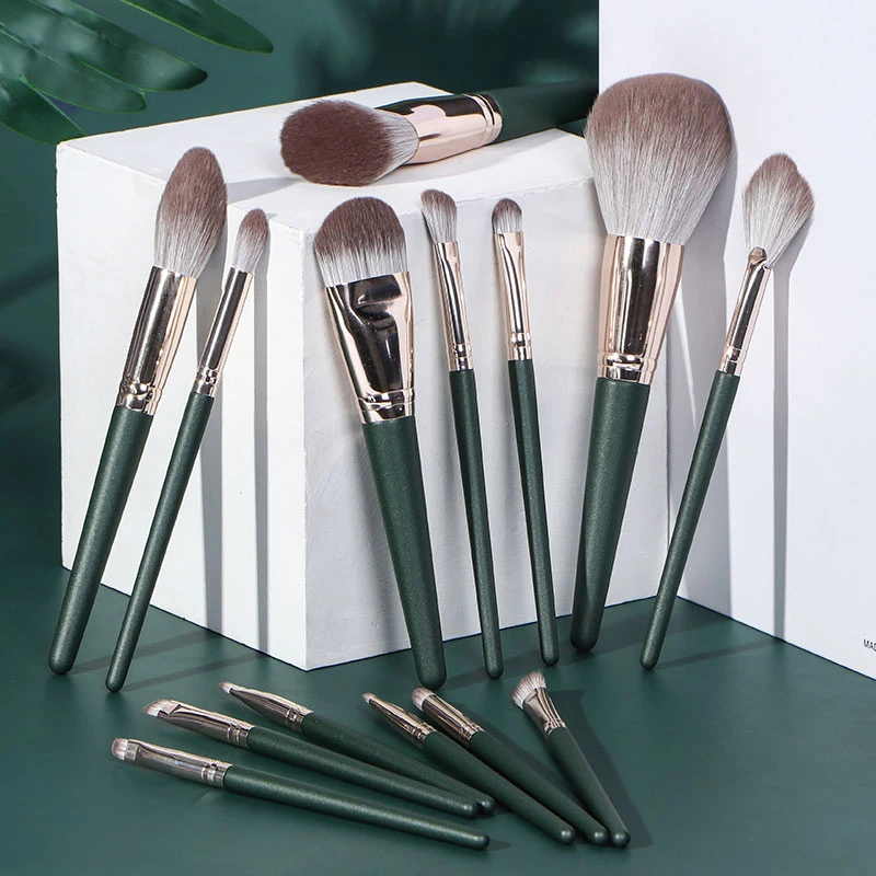 OEM Professional Makeup Brush Set 14PCS Vegan Eyeshadow Brush Foundation Brush Cosmetics Brush Set